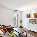 Stylish & Spacious 3Br In Downtown Toronto
